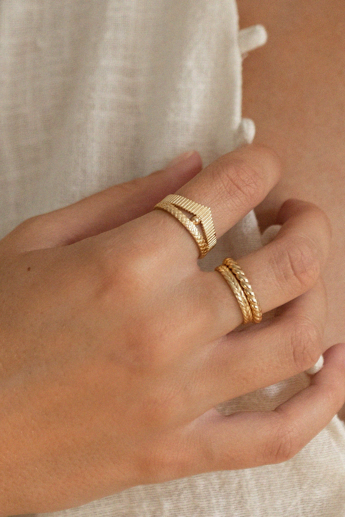 Theodora ring